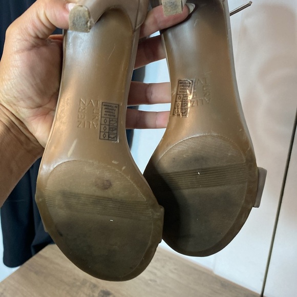 Naturalizer | Leah Beige Open-Toe Heels - 8.5 - Picture 8 of 8
